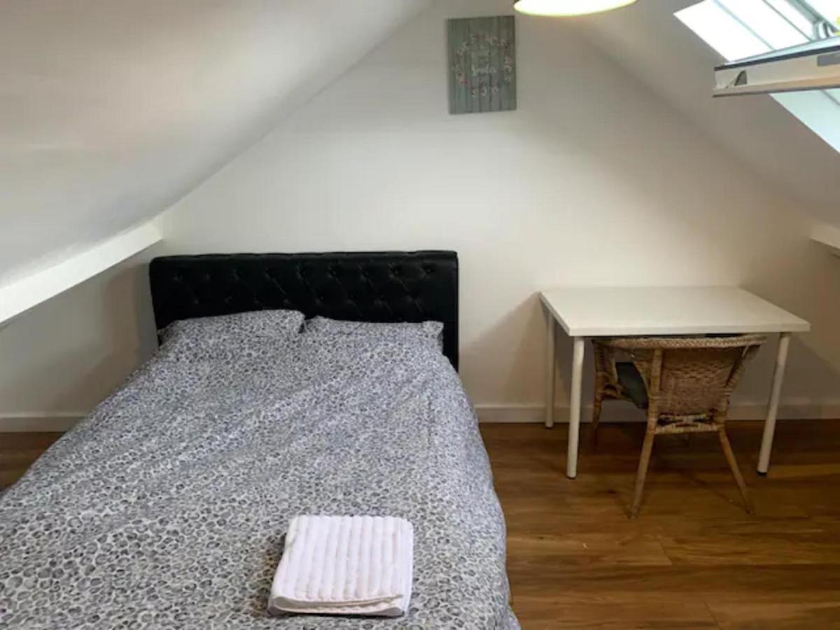 Modern 5 Bedroom Family House - 18 Mins To Station London Eksteriør bilde
